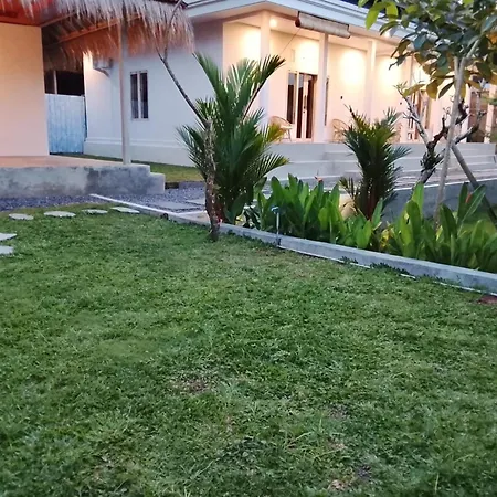 Queenara Local House